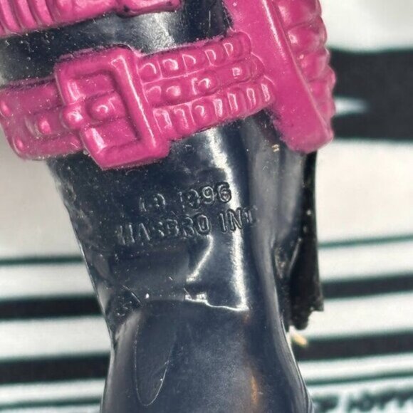 Vintage GI Joe Extreme Iron Klaw Action Figure 1996 Hasbro 5 inch Black Purple - Picture 3 of 4